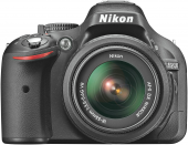 Nikon D5200 en 18-55mm VR
