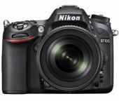 Nikon Nikon D7100 + 18-105mm VR