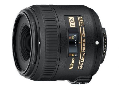 Nikon AF-S DX Micro 40mm f/2.8G